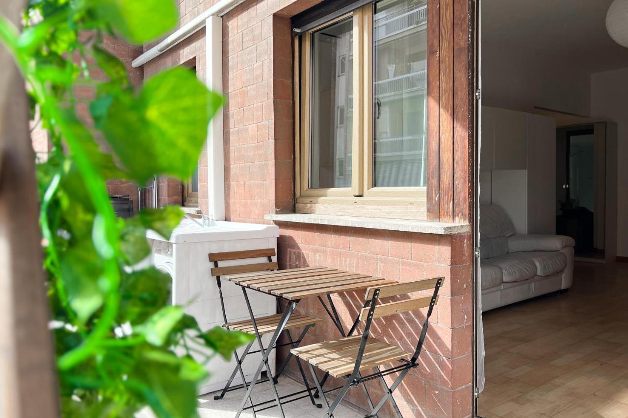 La Casa Di Roma Appartement Buitenkant foto